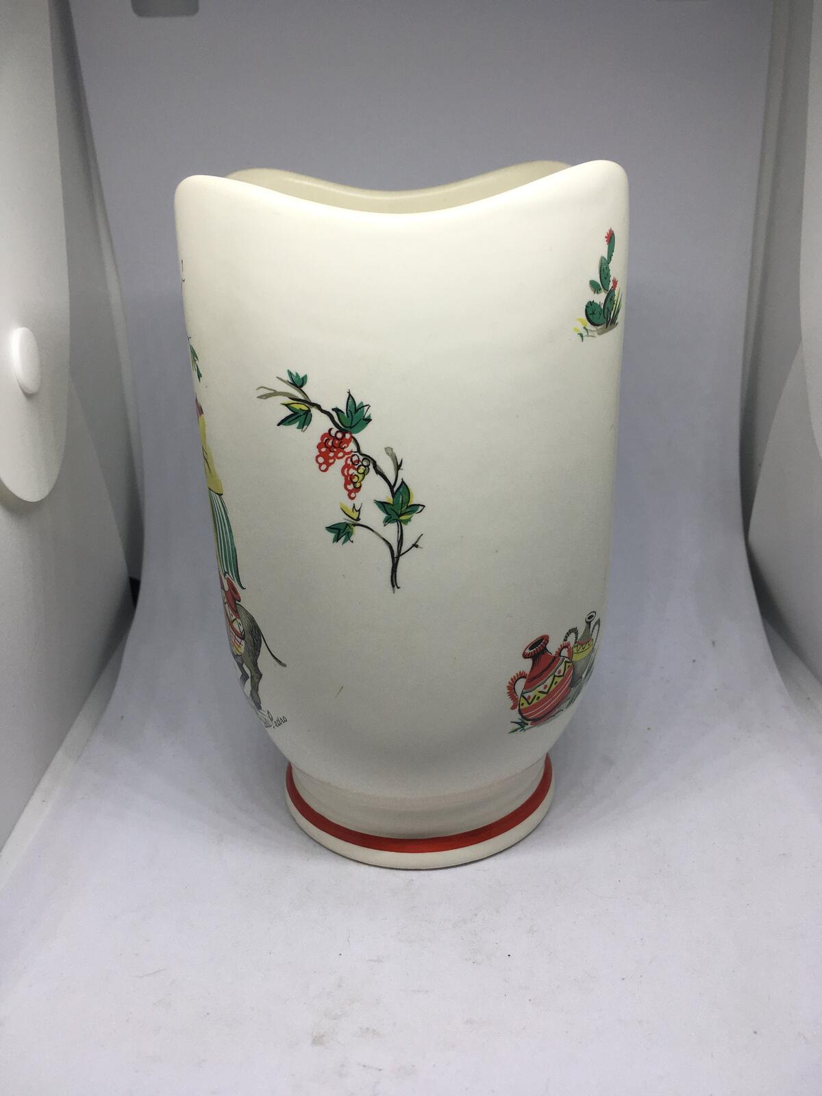 Vintage kitchen utensil holder vase. 'Little Pedro' Crown Ducal Ware 292.