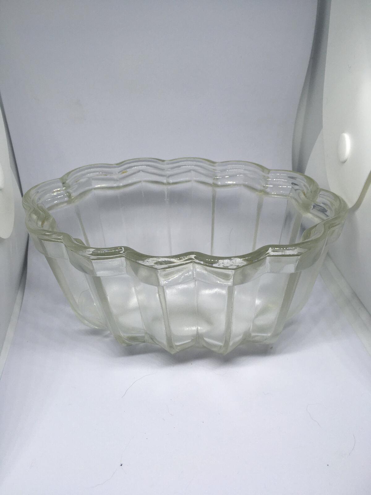 Vintage glass jelly aspic mould. Vintage kitchenalia collector gift.