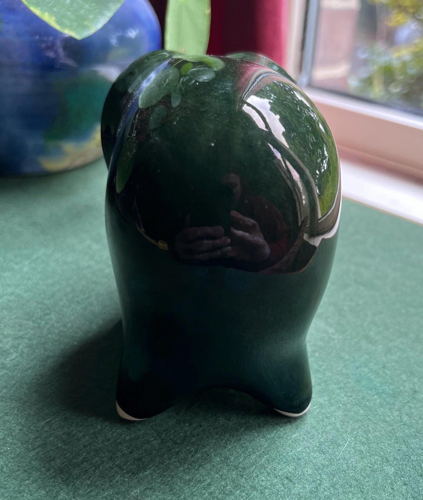 Quirky vintage Wellow Pottery ceramic stylised elephant figurine.