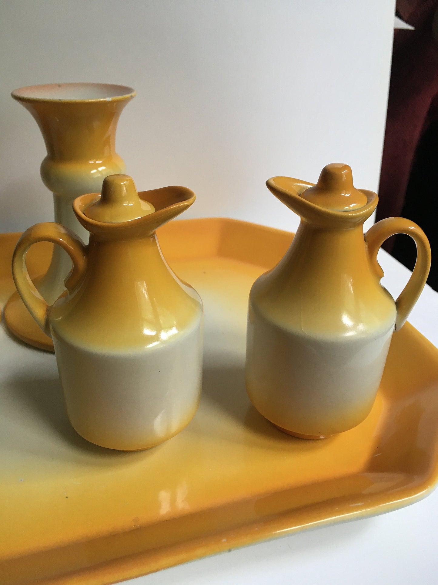Beautiful vintage Yellow fade Adams Tunstall Dressing table set.