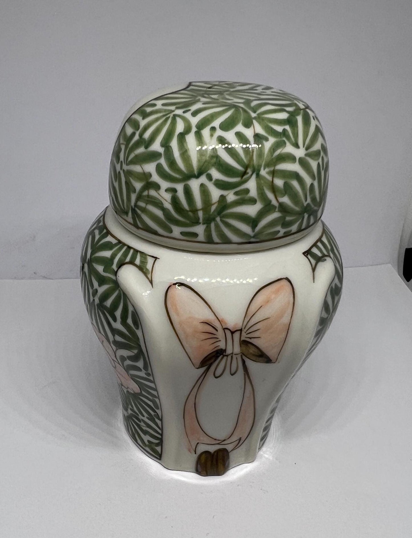 Vintage owl lidded ginger jar. Hand painted ceramic owl lidded pot.