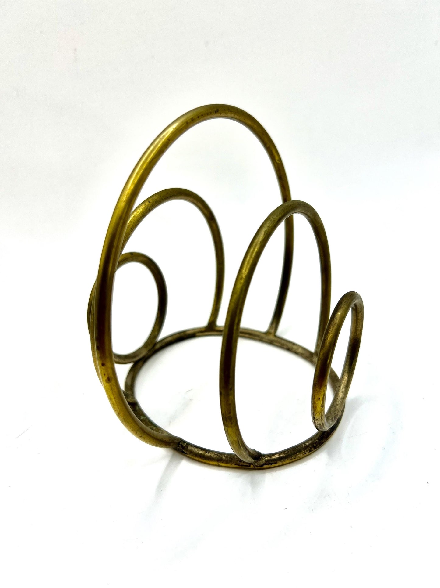 Unusual brass letter holder. Circular design vintage brass napkin holder toast rack.