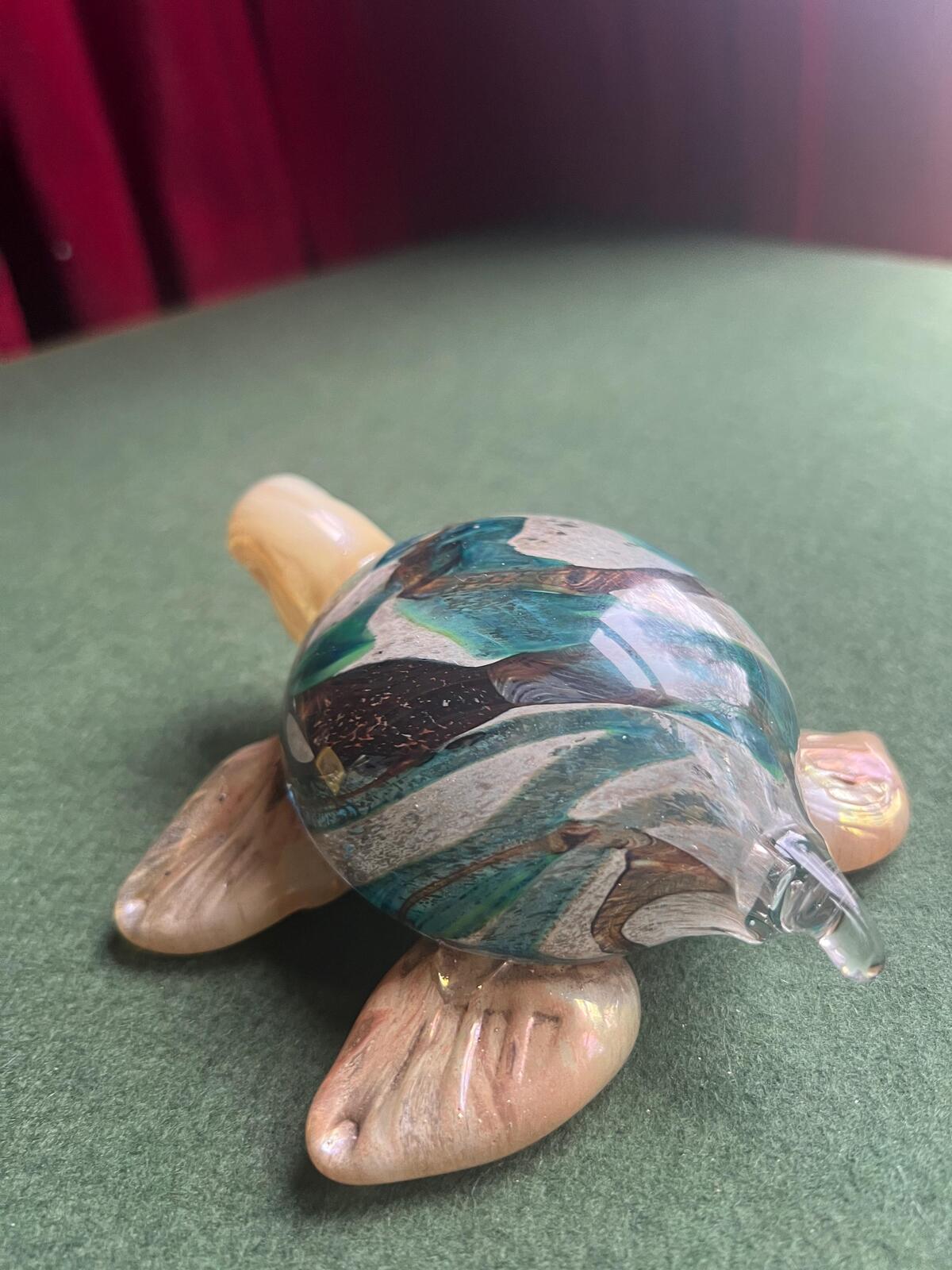 Hand blown Mdina glass turtle paperweight. Quirky grey green shell gold legs. Sea life lover gift. Signed to base.