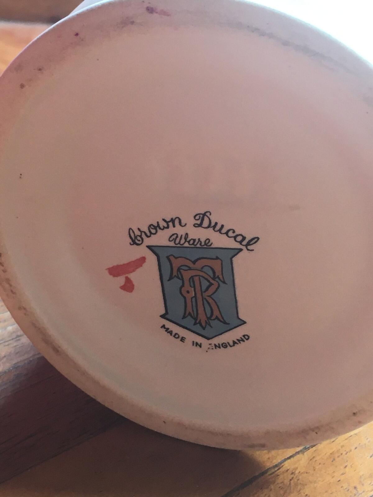 Utensil holder vase. Vintage Kitsch Crown Ducal Ware Petit Pierre.