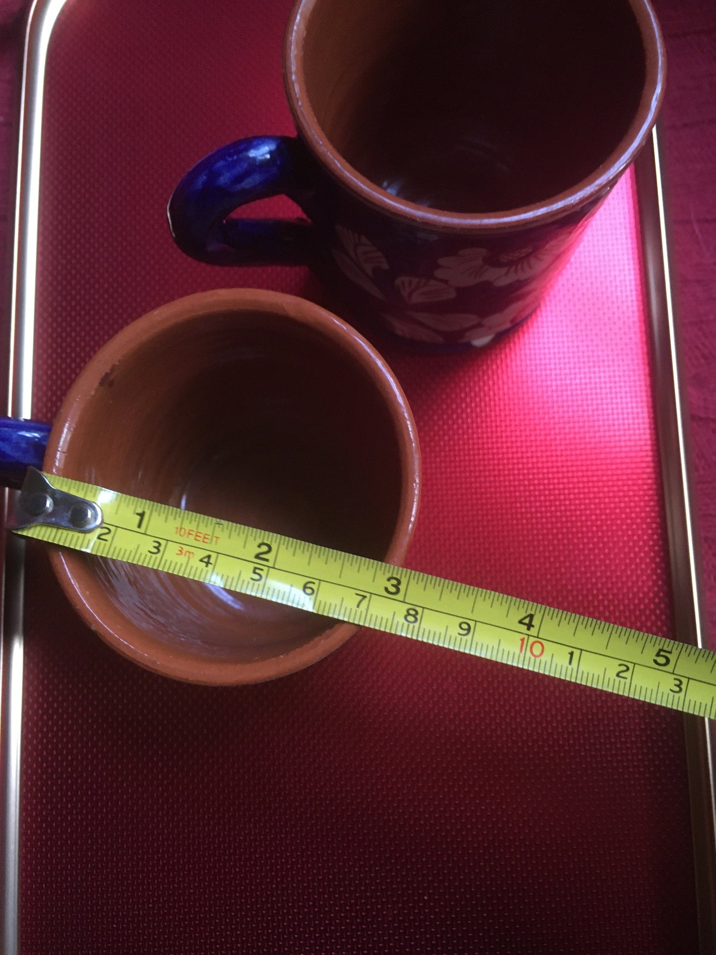Studio pottery mugs signed Orlario Crista from São Pedro do Corval, Portugal. 2 available