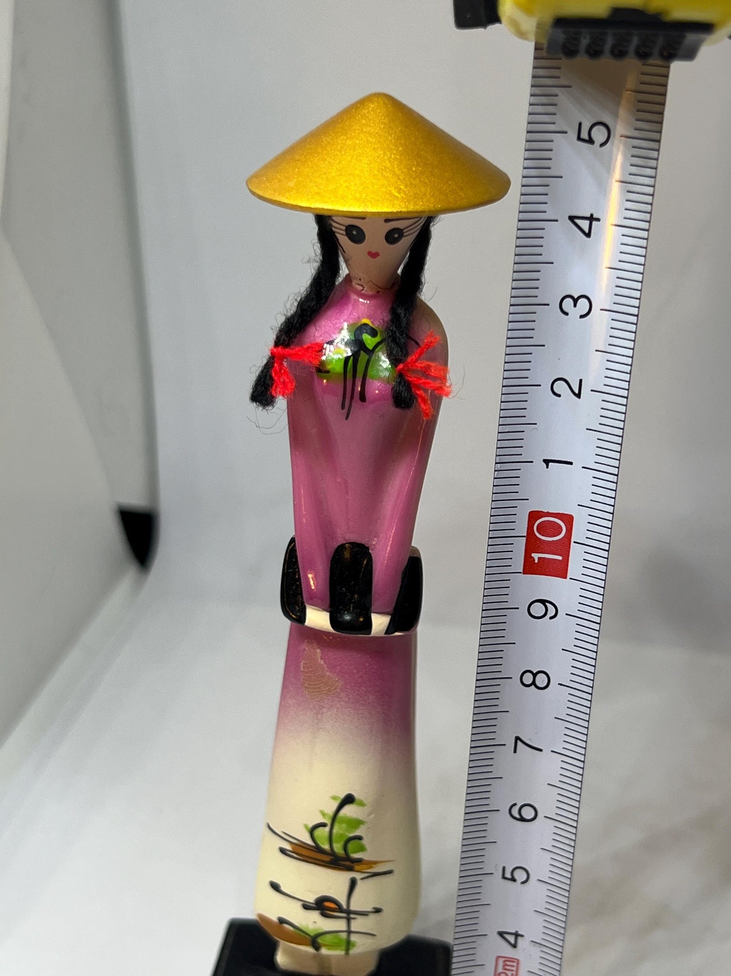 Vietnamese Ao Dai Doll: Polyresin Statue with Conical Hat.