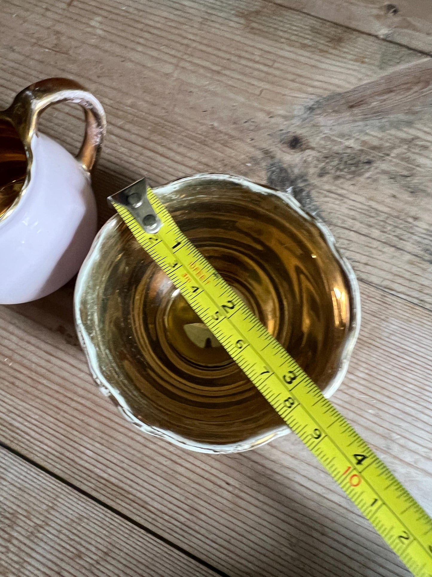 Beautiful pink gold lustre ceramic sugar and creamer set. Crown Devon Made in England.