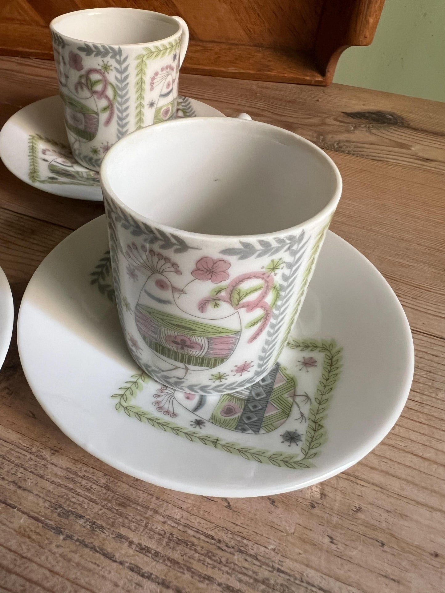 Set of 6 espresso cups saucers. Retro Pink green quirky rooster design. Marked Porzellan.