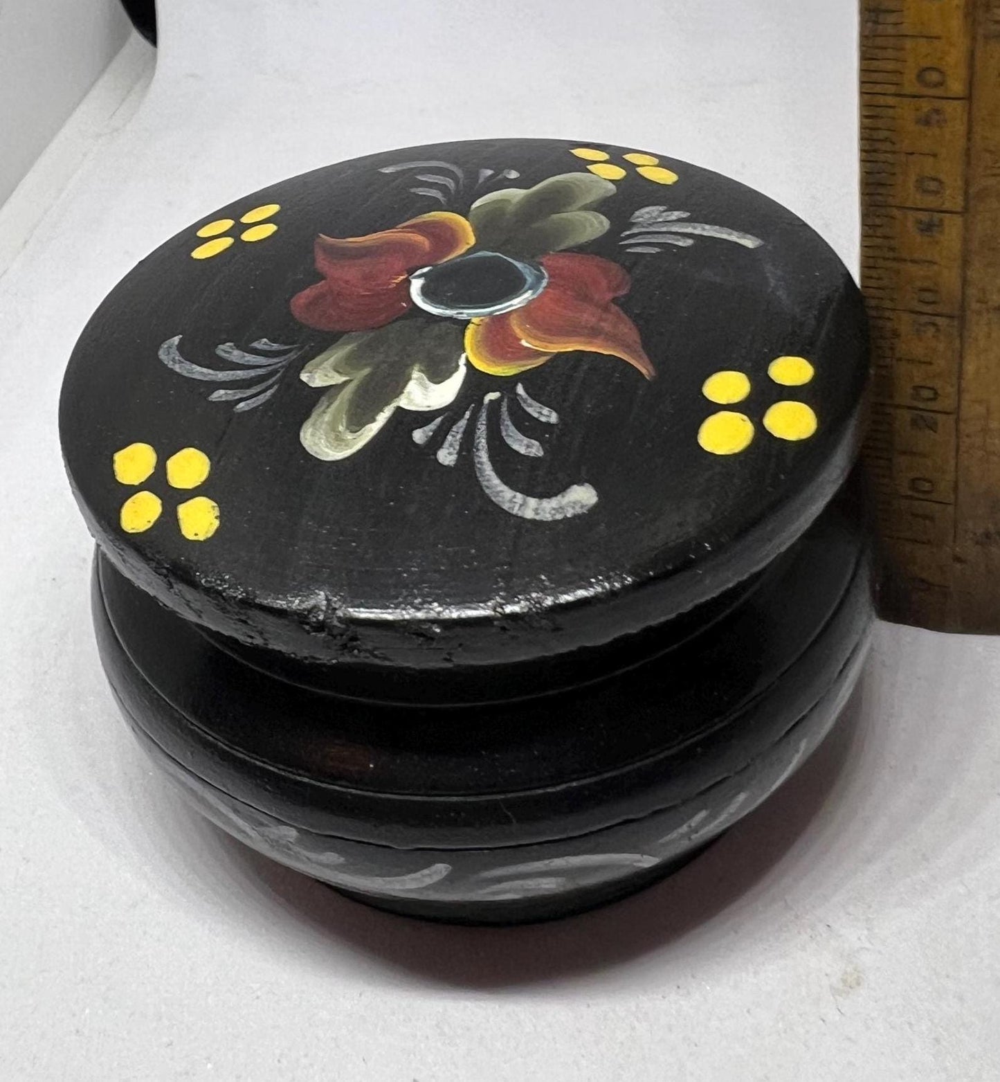 Decorative wooden lidded trinket box Hand painted Rosemaling style