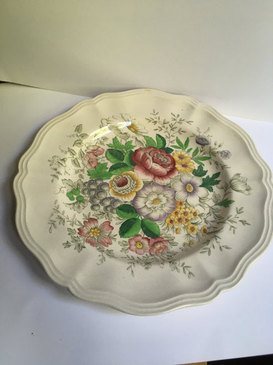 Vintage Royal Doulton cake plate Malvern 6197
