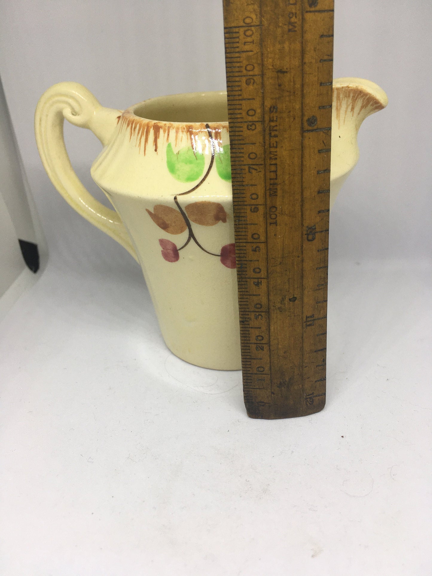 Beautiful vintage hand-painted creamer milk jug. Abstract design. Gloria England.