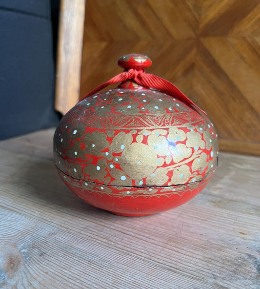 Vintage round Kashmiri Trinket Box.