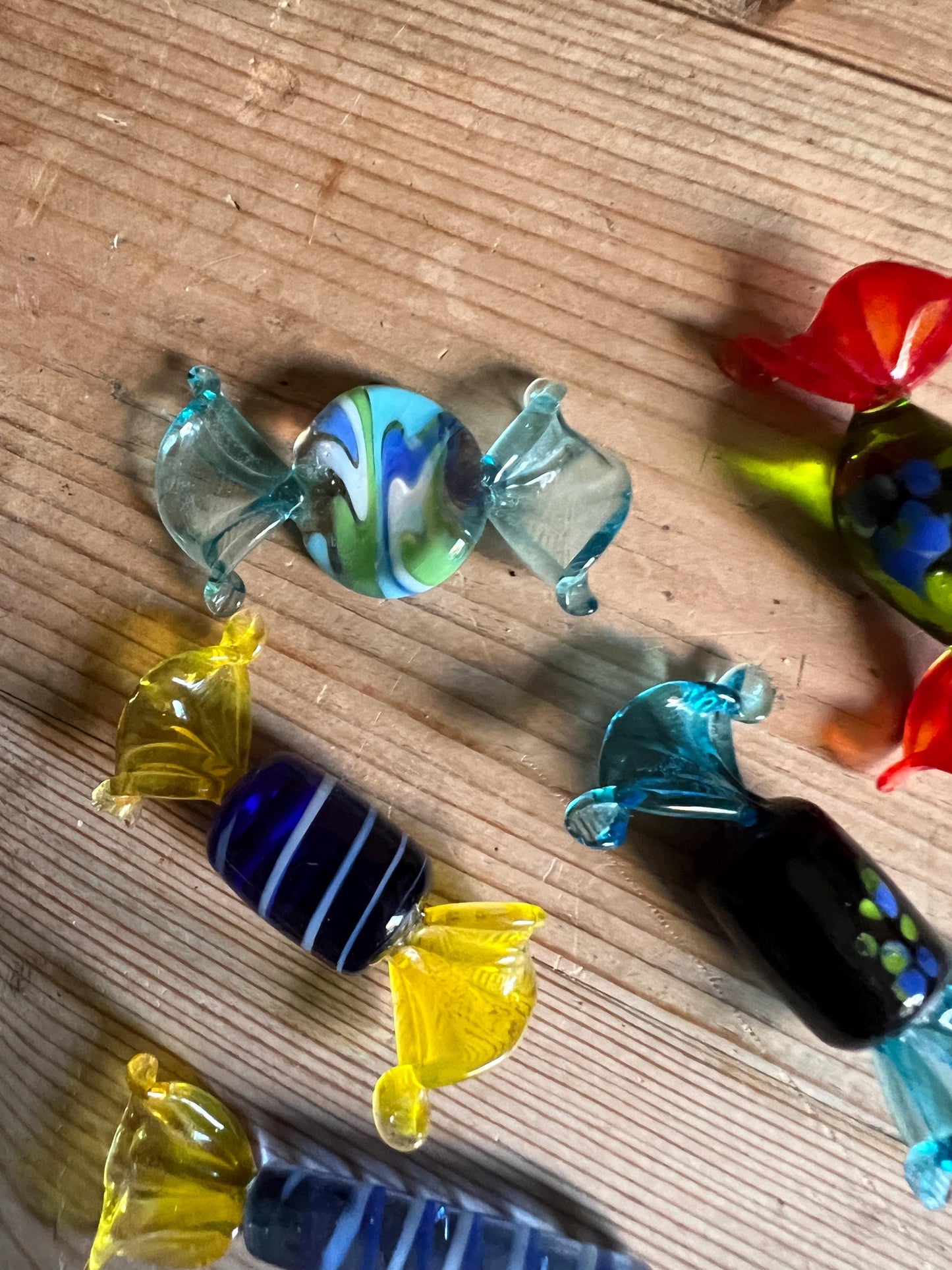 Set 4 Murano glass candies. Multicoloured glass decorative sweeties. Italian glass decor.