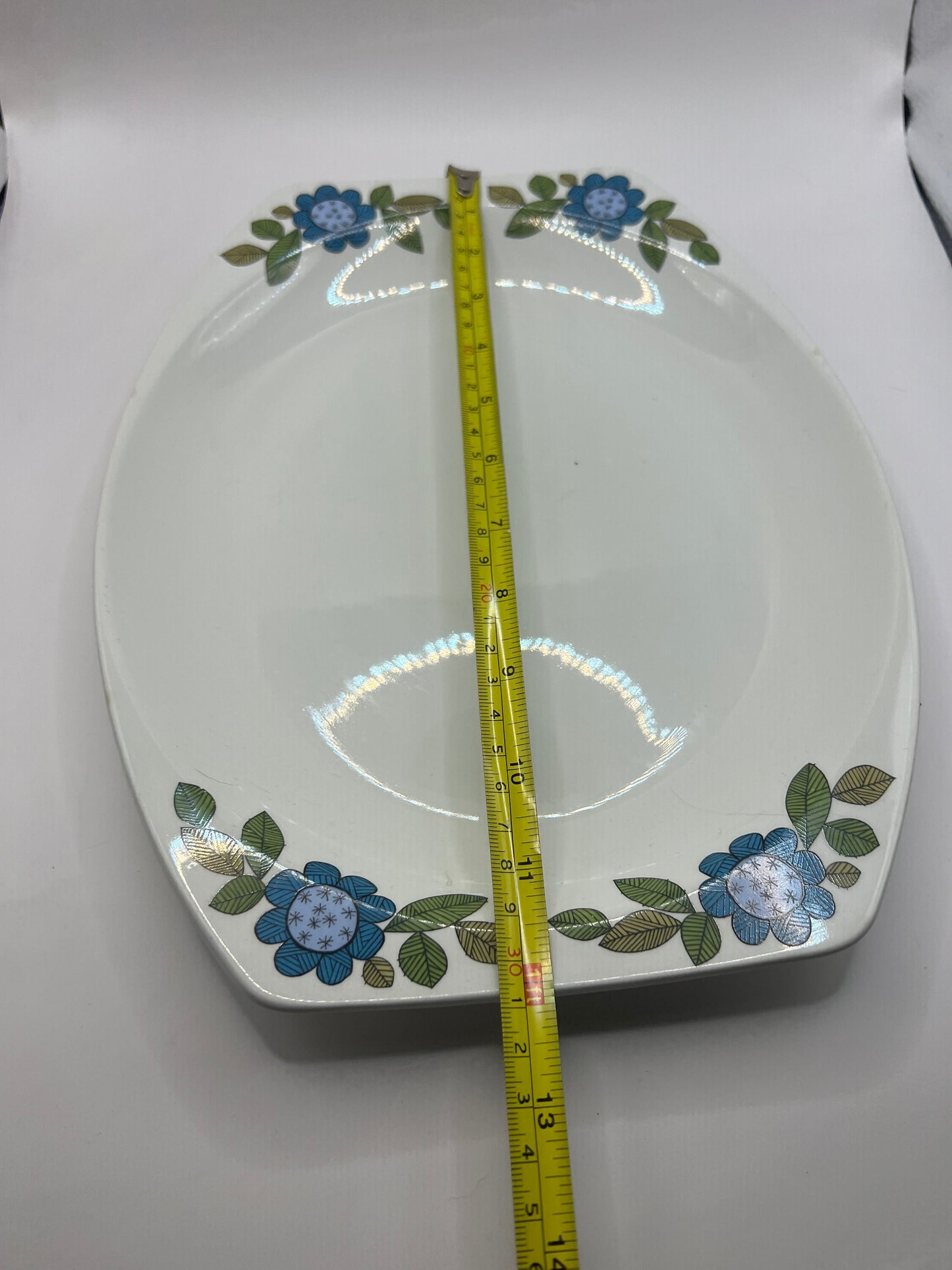 Vintage serving platter. 'Topic' Blue daisy design. J&G Meakin Ironstone England.
