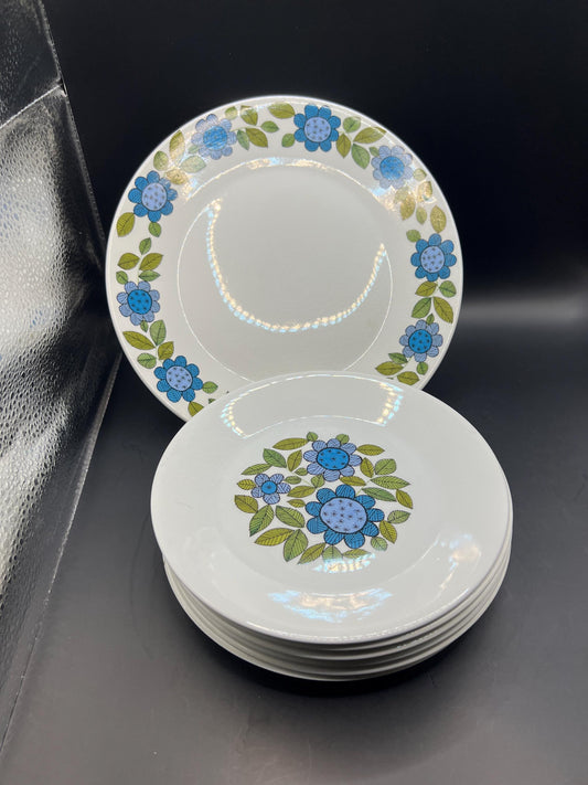 Set 6 side plates and cake sandwich plate. Topic pattern Stamped JG Meakin.