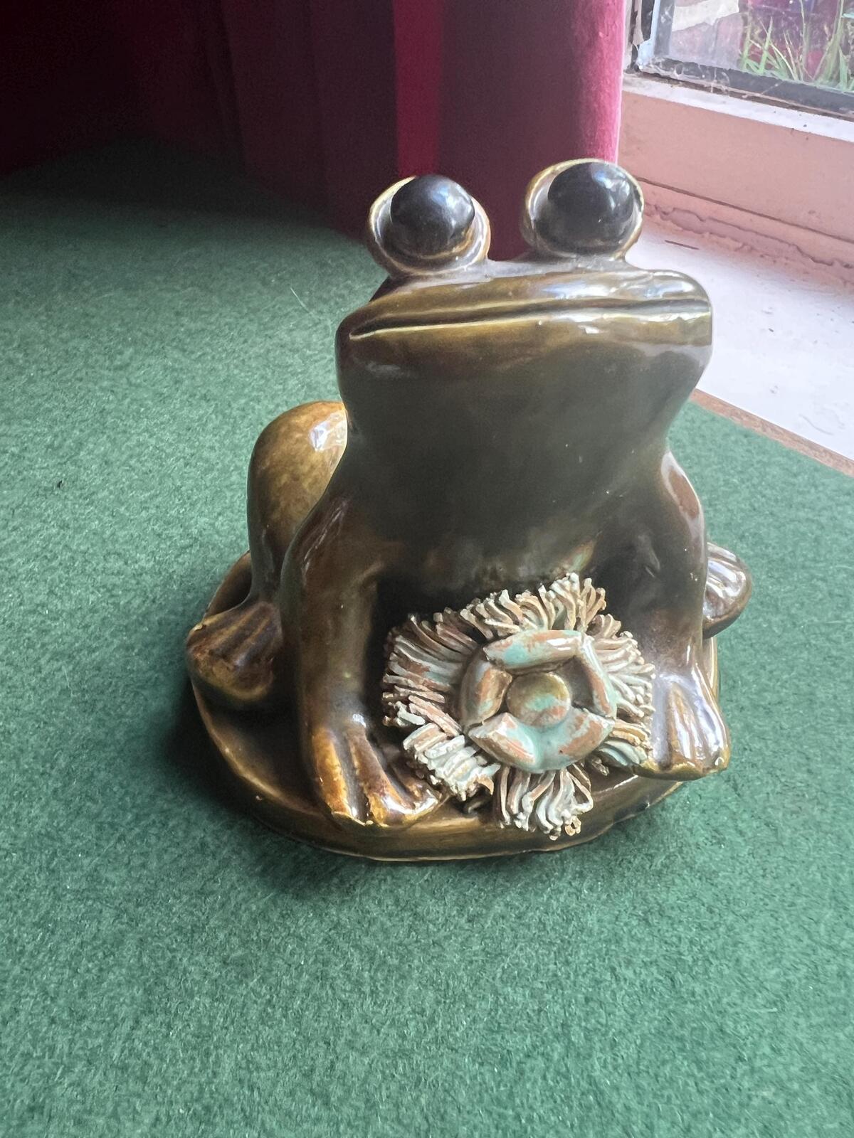 Studio pottery frog figurine. Quirky green glazed hand built frog. Signed by artist YD DG. Yare Designs Norfolk.