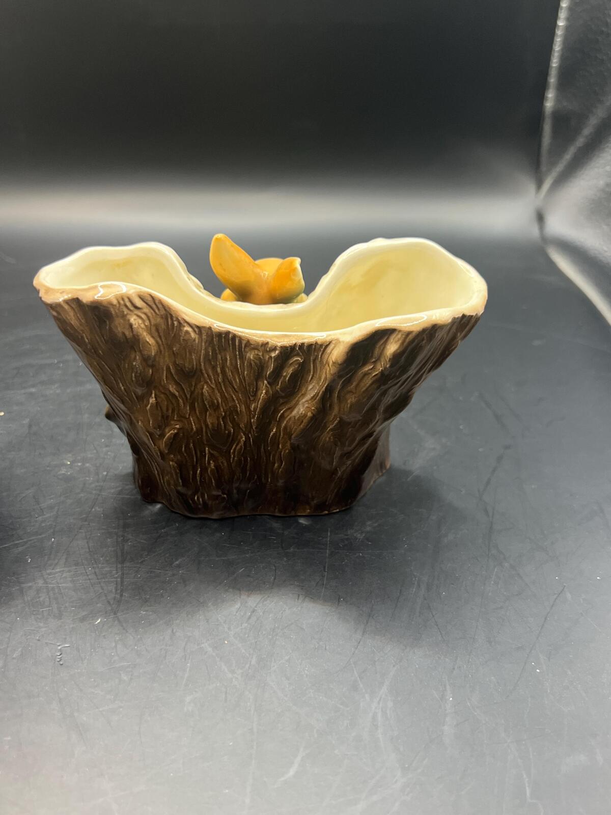 Kitsch posy vase planter. Bunny Rabbit by a log. Stamped Hornsea Fauna.