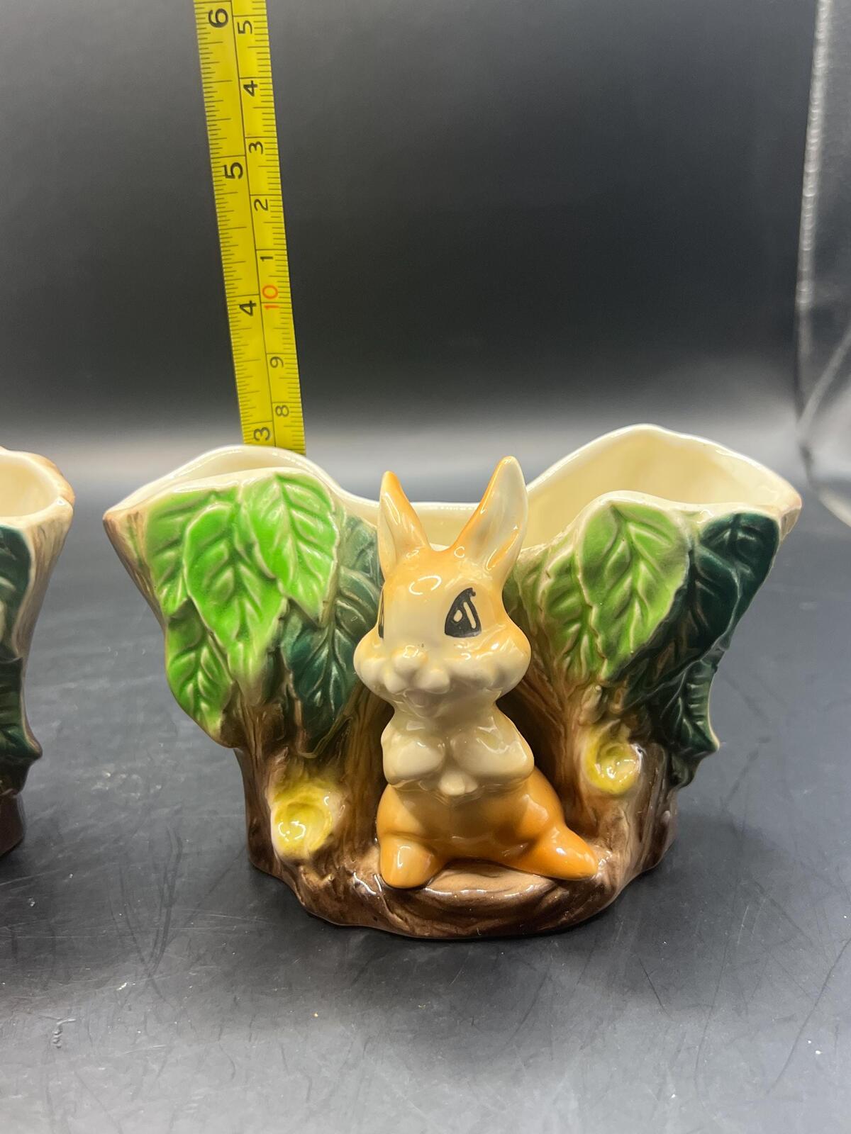 Kitsch posy vase planter. Bunny Rabbit by a log. Stamped Hornsea Fauna.