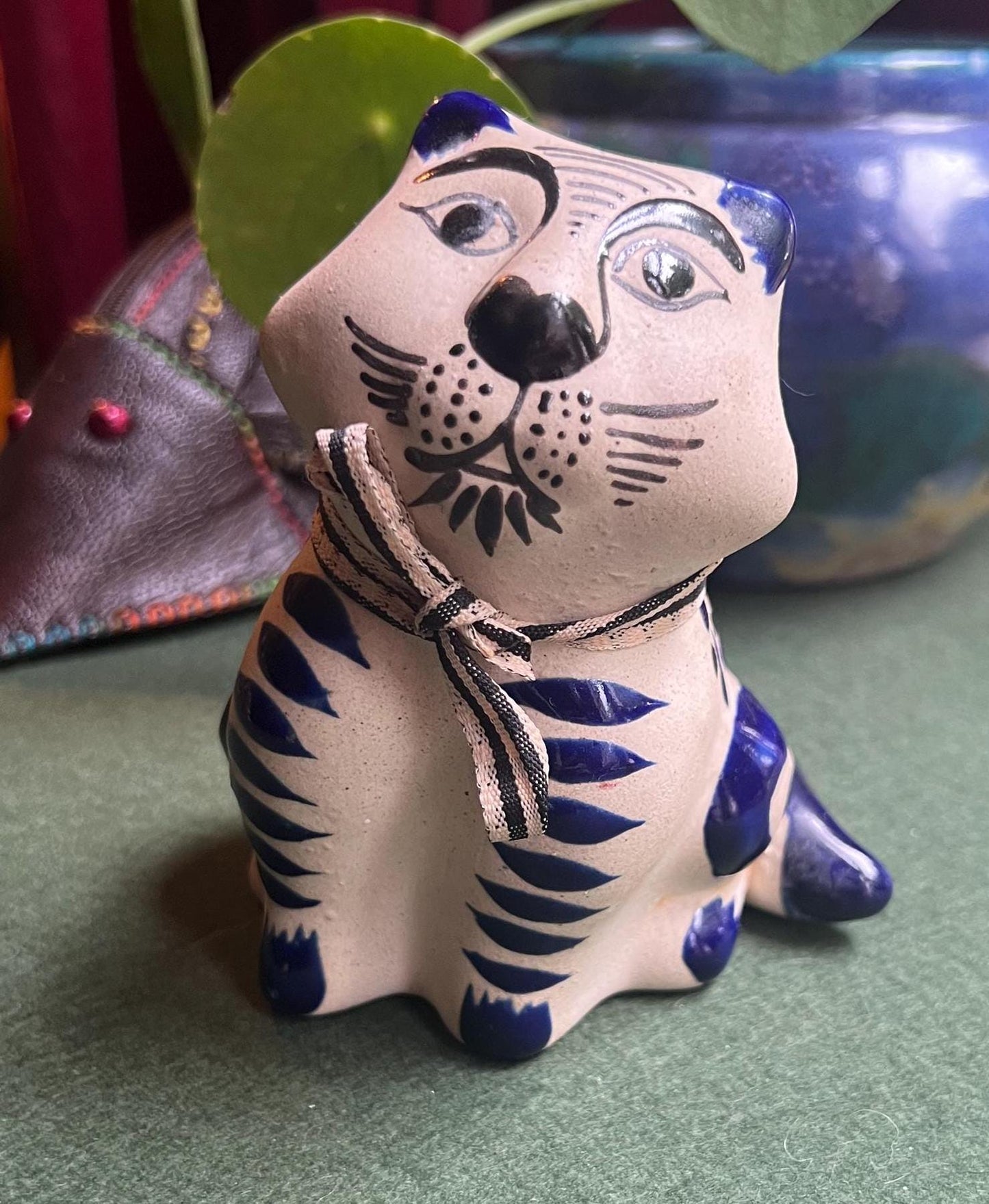 Mexican Tonala cat figurine Marked Mexico.