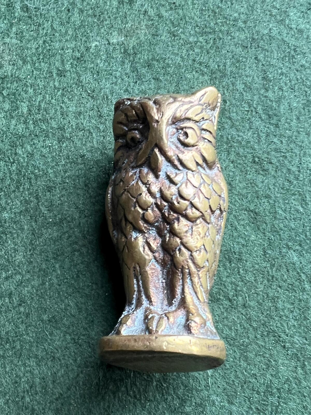 Vintage brass owl figurine. Solid brass owl paperweight. Brass collector gift.