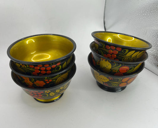 Set 6 wooden lacquered Khokhloma bowls. Made in USSR original stickers.