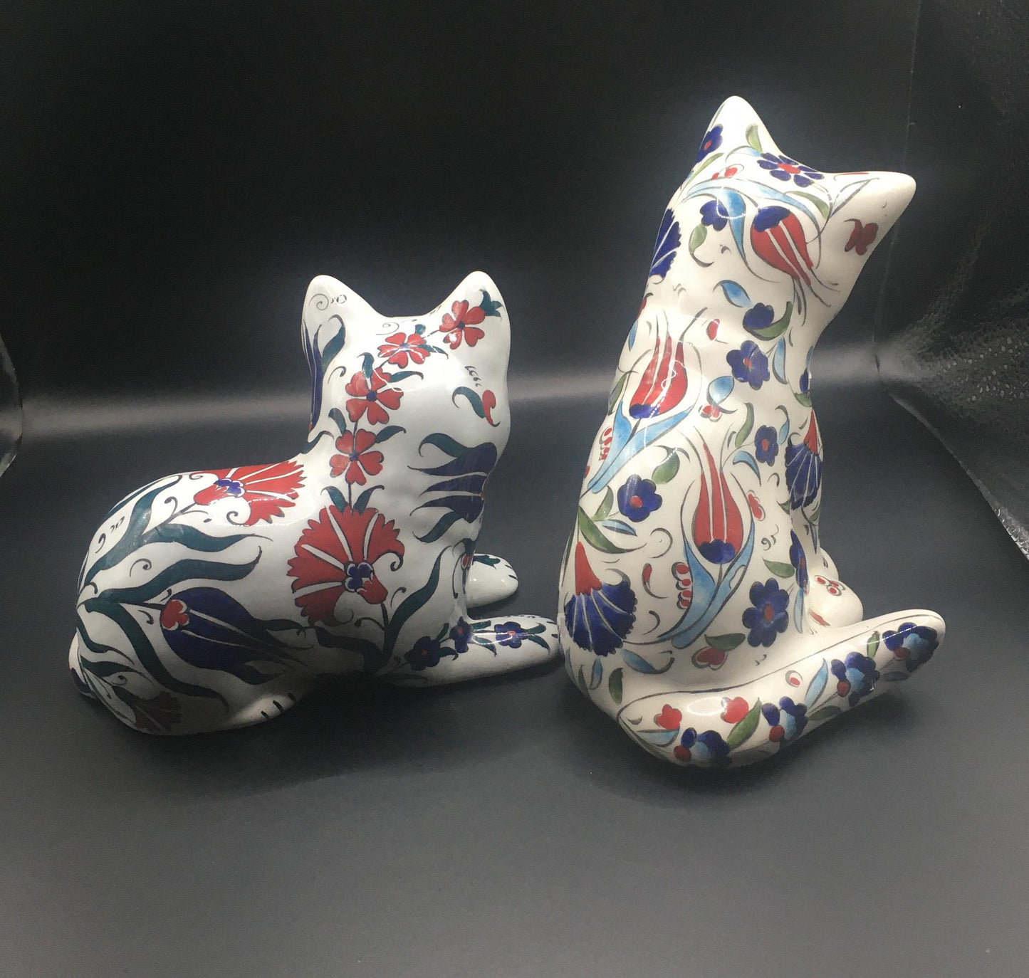 Decorative ceramic cat ornaments. Signed Hand Made Türkiye.