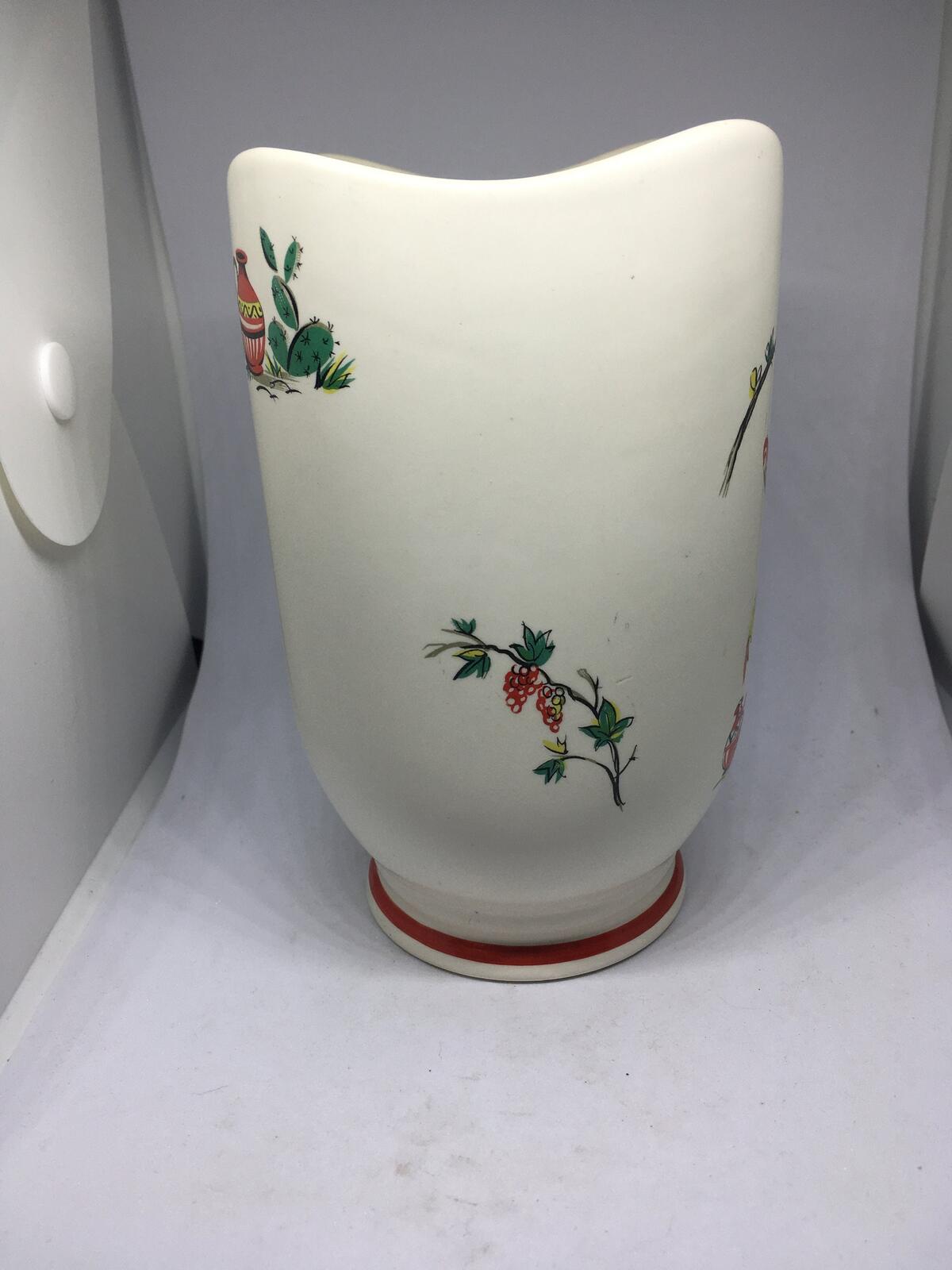 Vintage kitchen utensil holder vase. 'Little Pedro' Crown Ducal Ware 292.