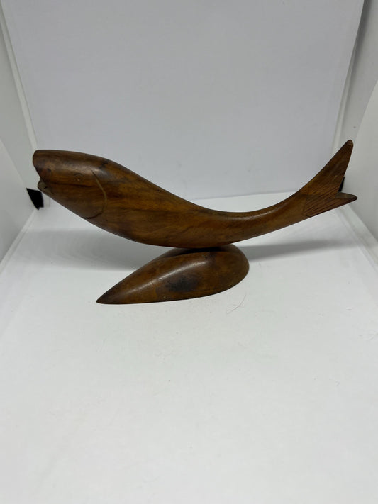 Vintage fish pen holder. MCM design hand carved wooden mounted fish. Quirky desk decor. Vintage Treen fish. Hand carved fish sculpture.