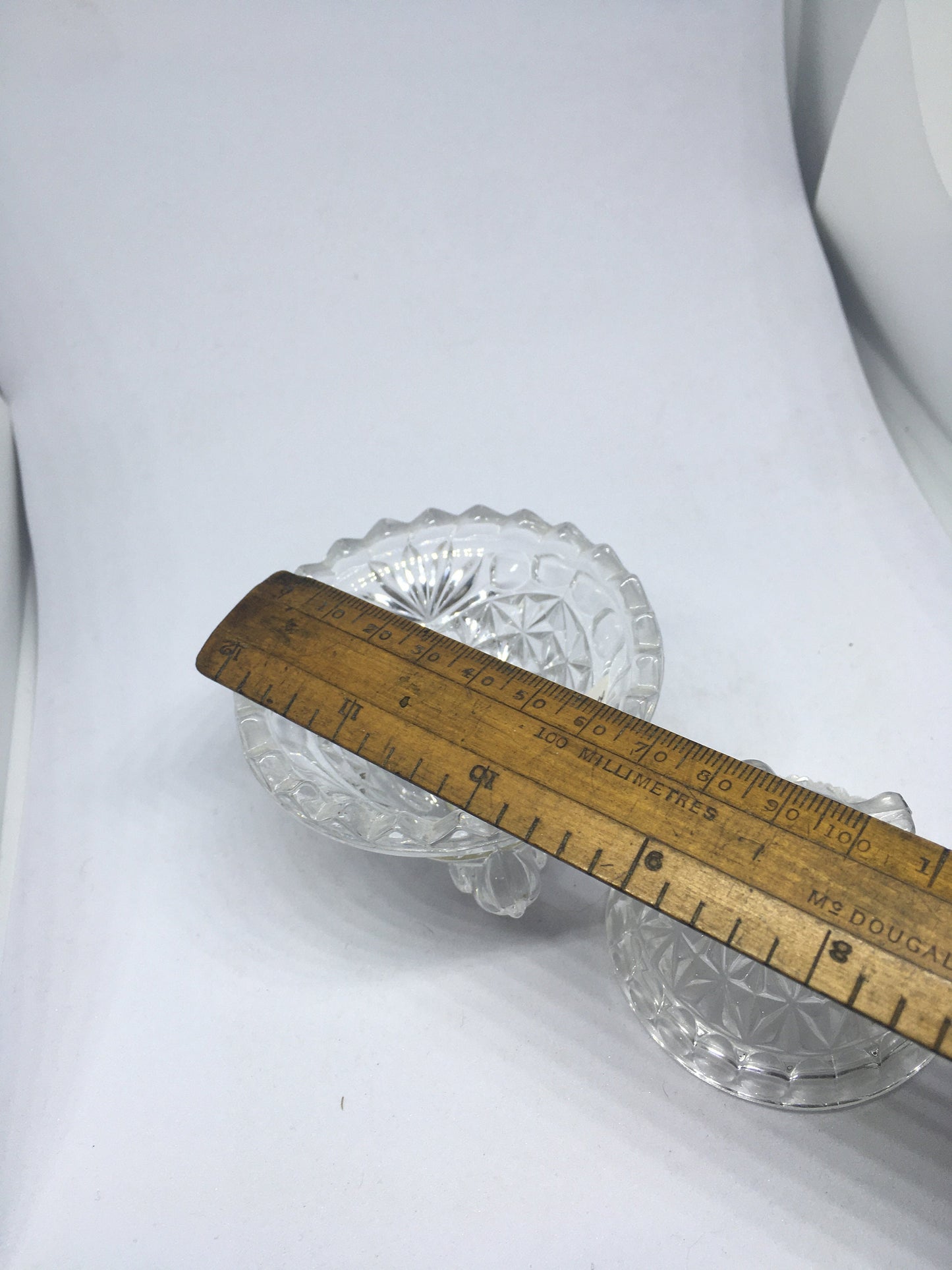 Cut glass trinket box. Vintage Hofbauer Crystal Collection Made in Germany. 24% lead crystal.