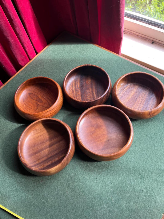Set 5 Wooden serving bowls Acacia wood dish. Monkey Pod salad titbit serving. Hand crafted in The Philippines Vintage wood lover gift.