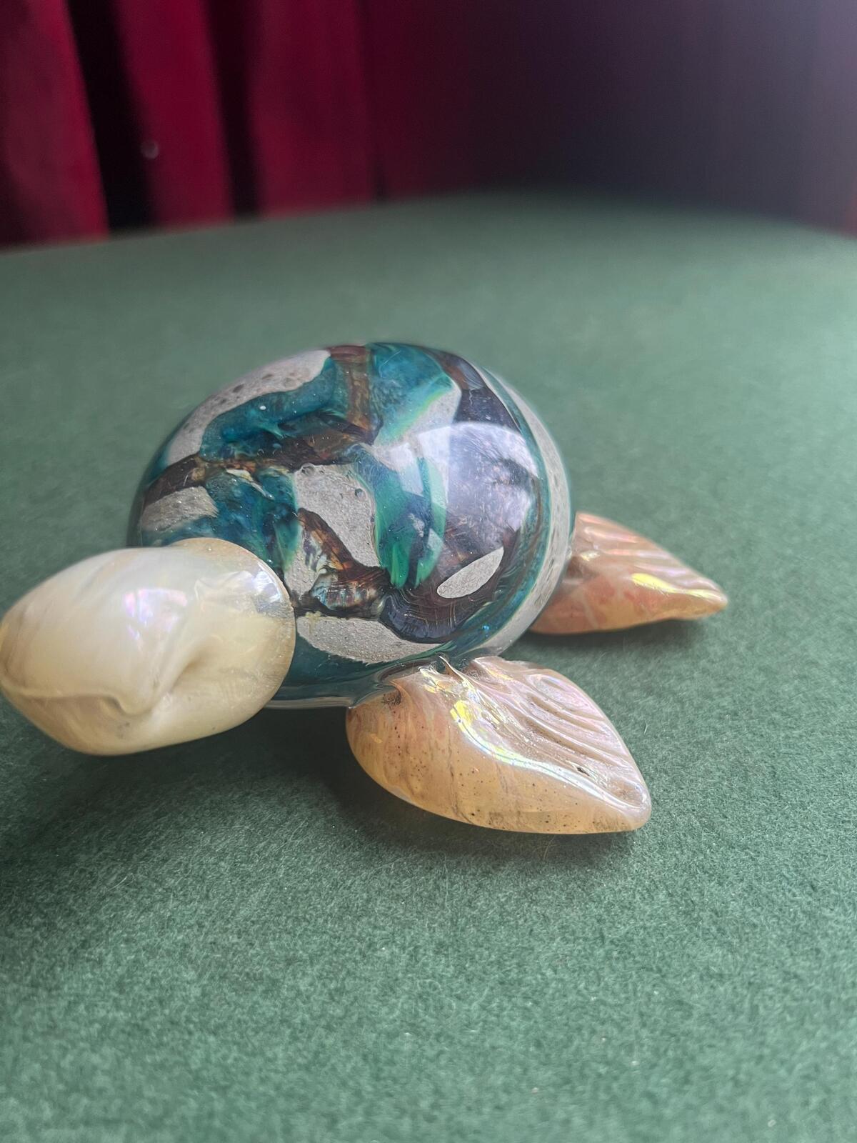 Hand blown Mdina glass turtle paperweight. Quirky grey green shell gold legs. Sea life lover gift. Signed to base.