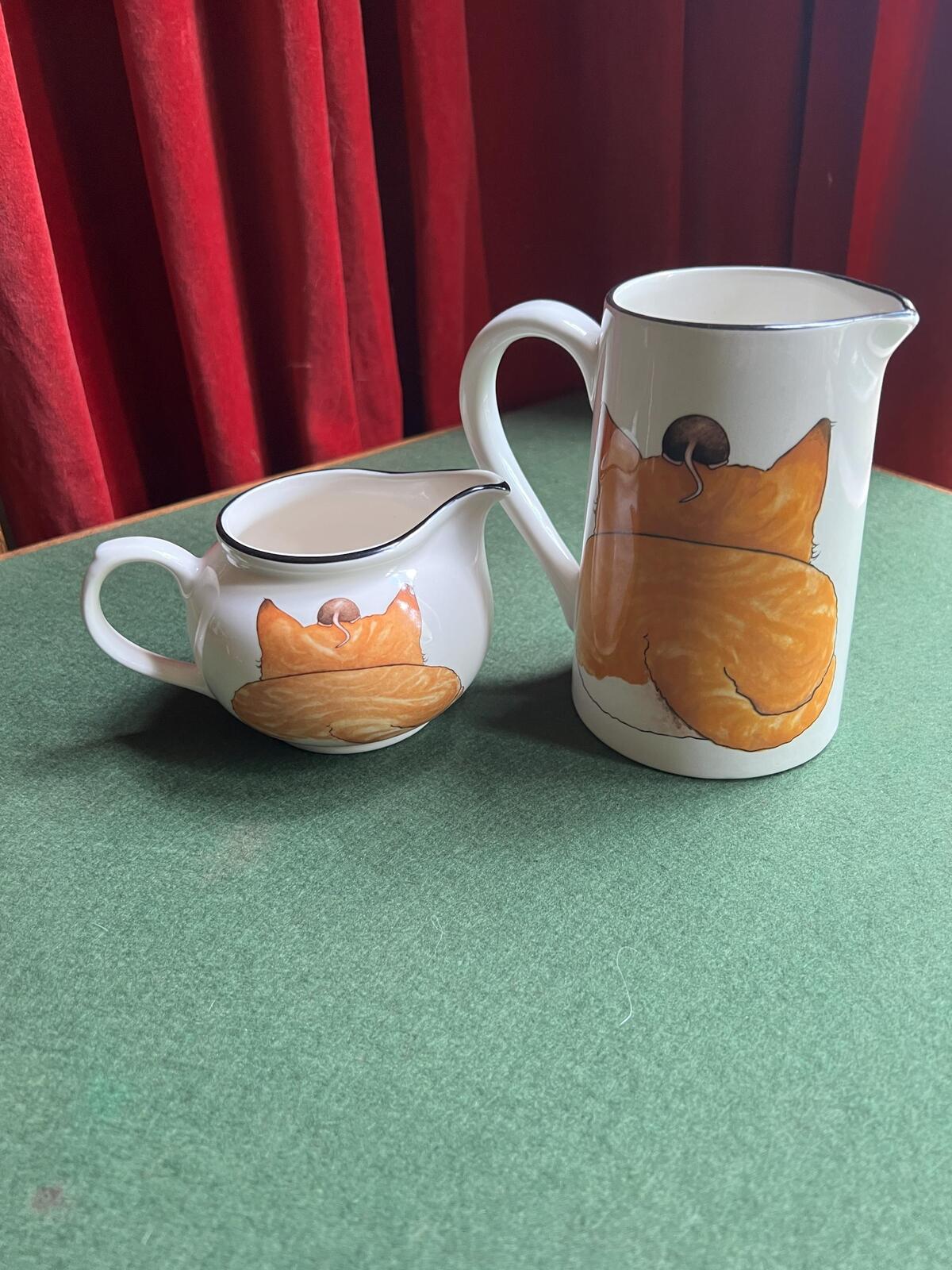 Vintage Arthur Wood milk jug and water jug, Cat and mouse design.
