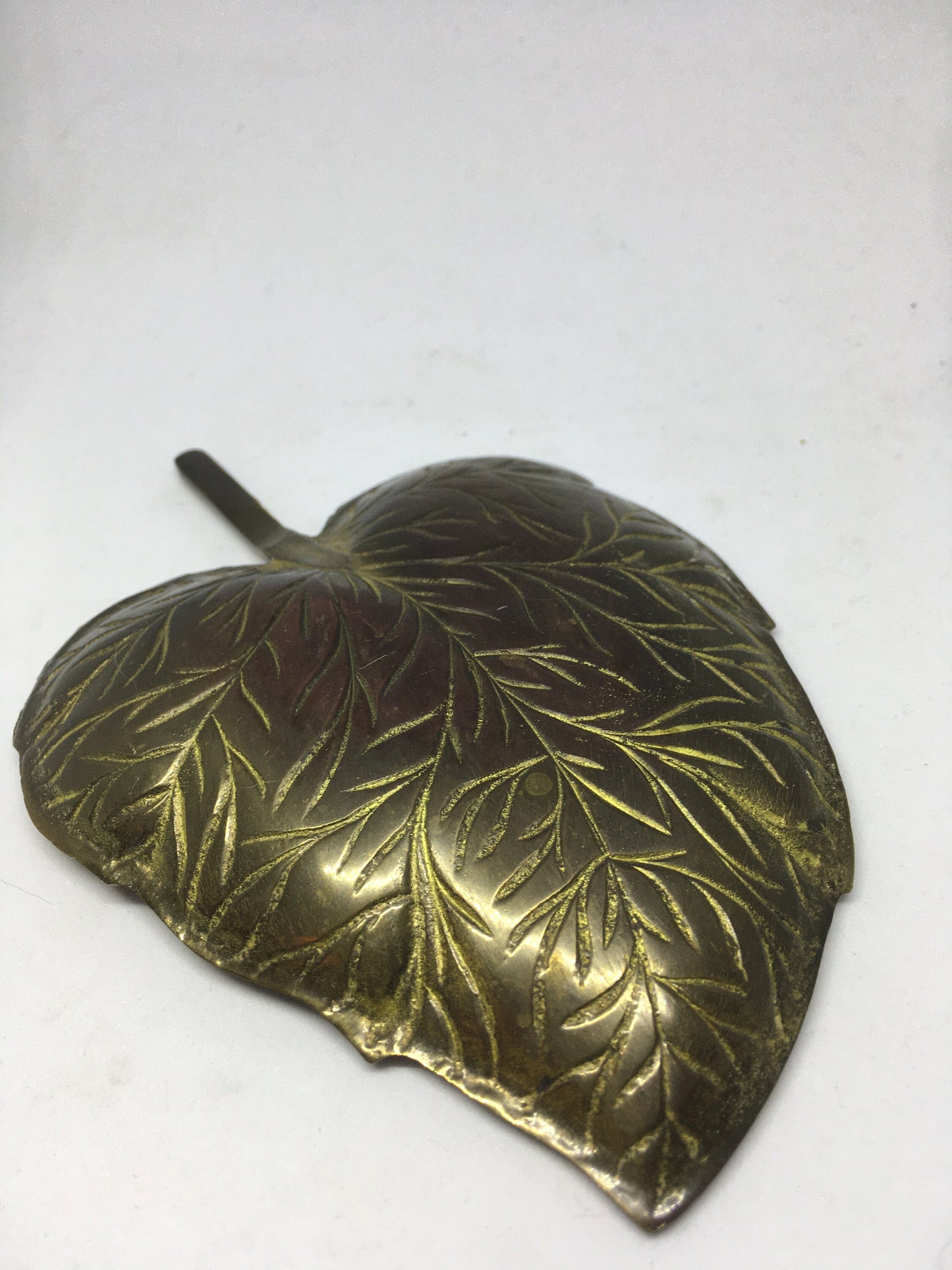Decorative brass leaf trinket key dish.