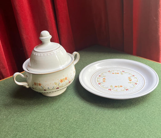 Soup tureen and side plate set. Denby Avignon.