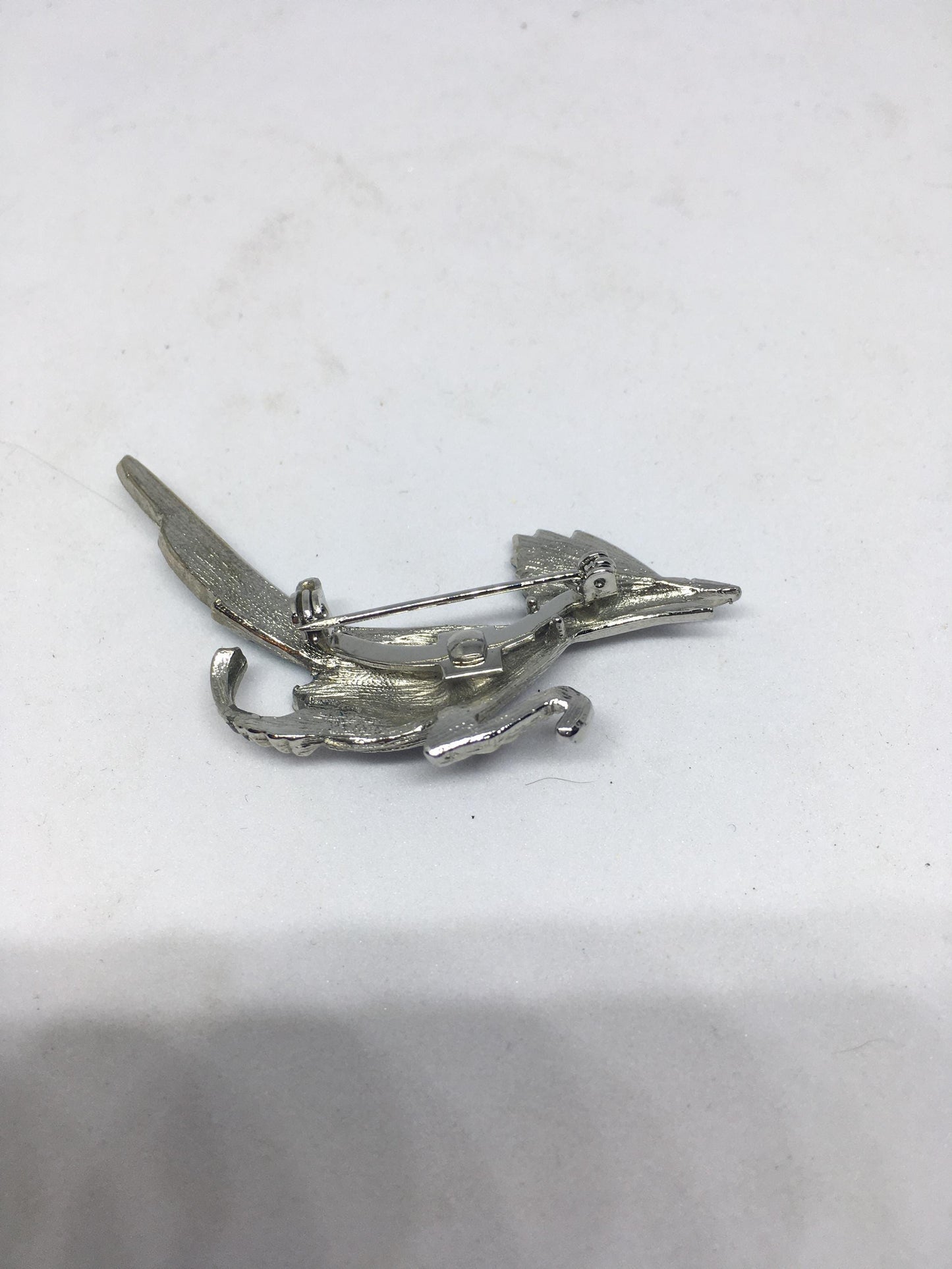 1960s Vintage Rhinestone Road Runner lapel pin. Bird lover costume jewellery. AS IS