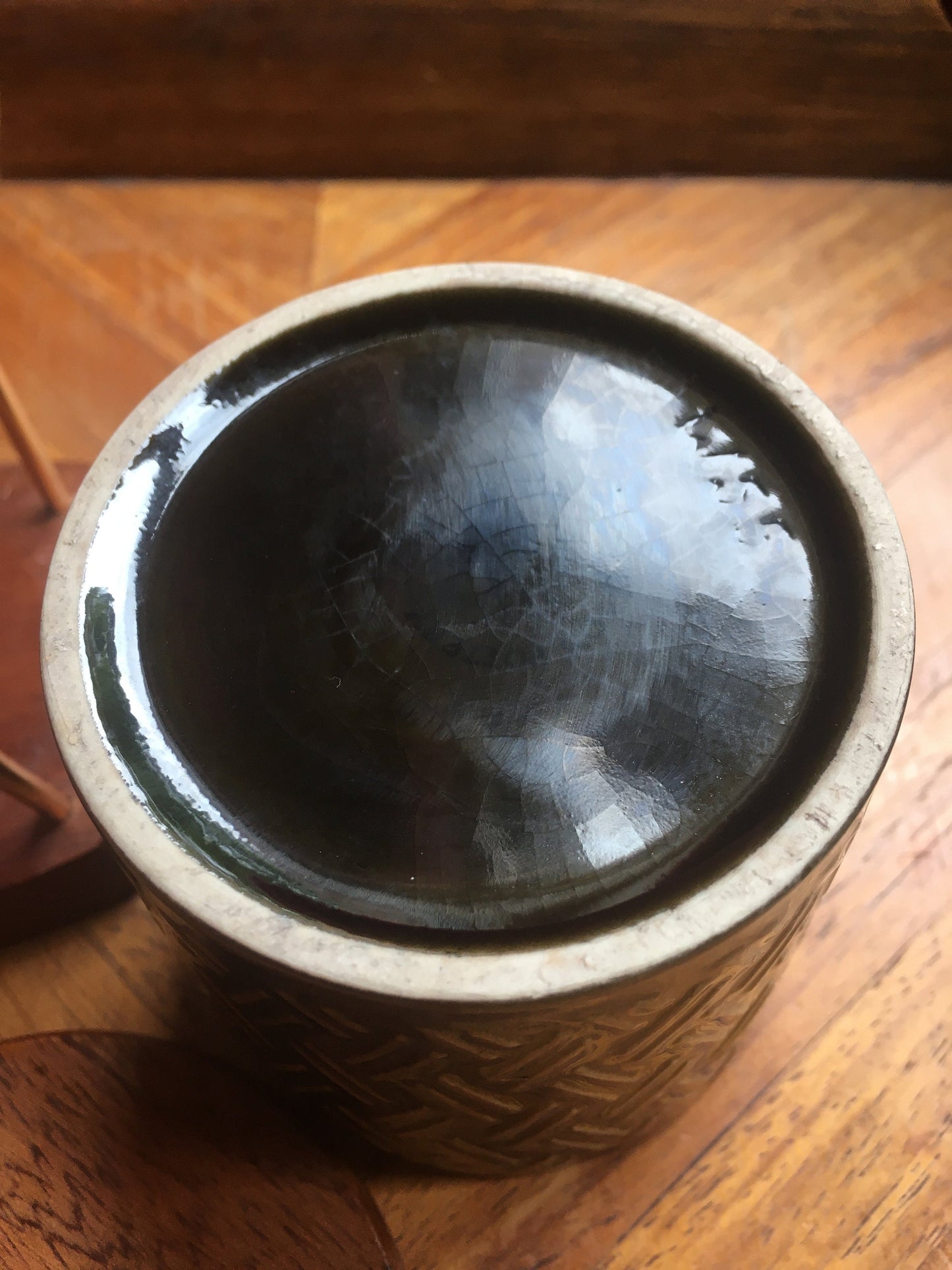 Sugar honey pot. Wyncraft Made in England.