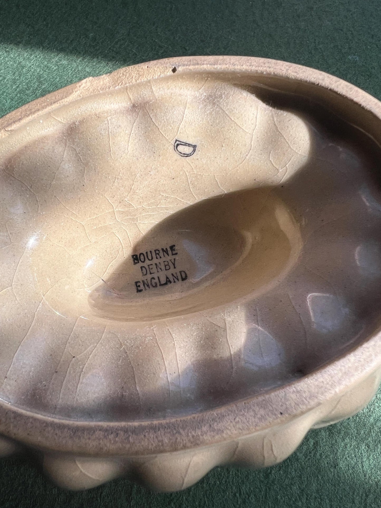 Vintage stoneware jelly aspic mould. Stamped Bourne Denby England.