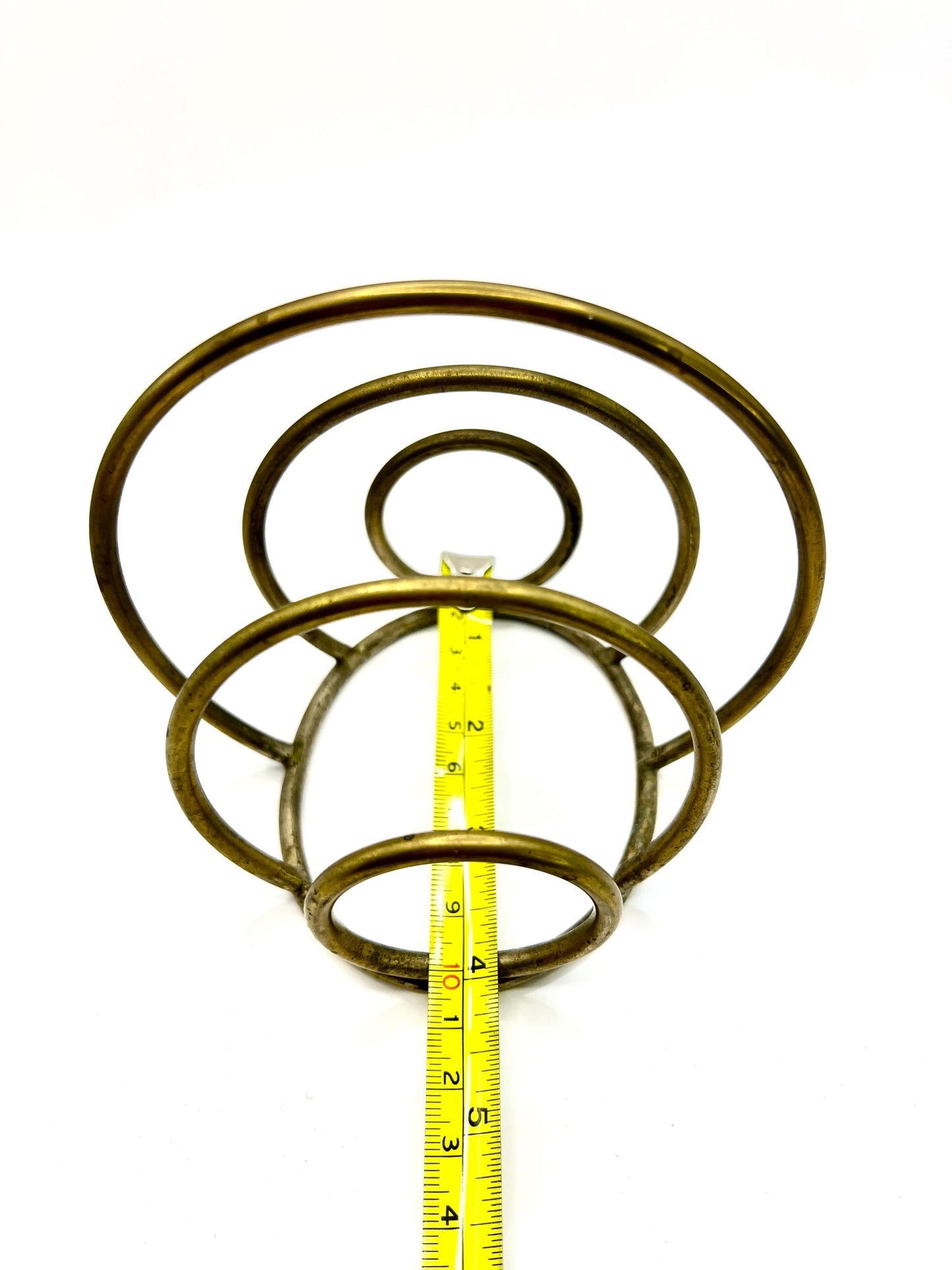Unusual brass letter holder. Circular design vintage brass napkin holder toast rack.
