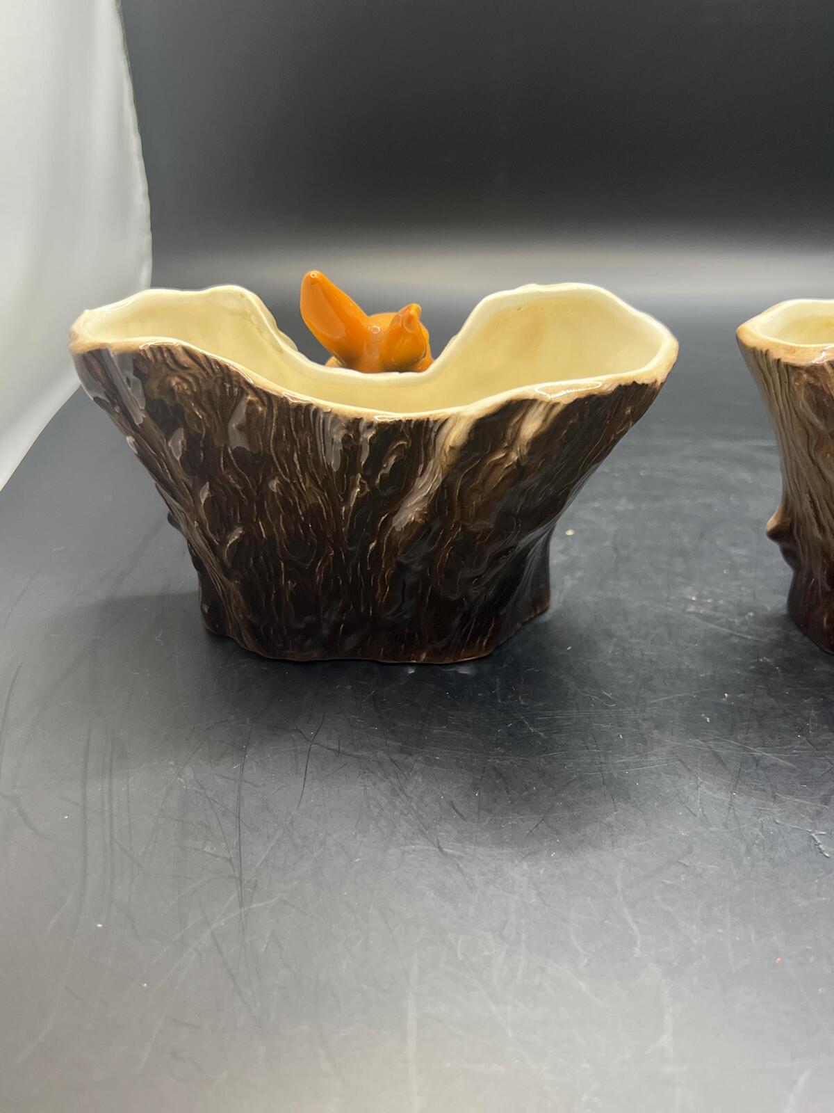 Kitsch posy vase planter. Bunny Rabbit by a log. Stamped Hornsea Fauna.