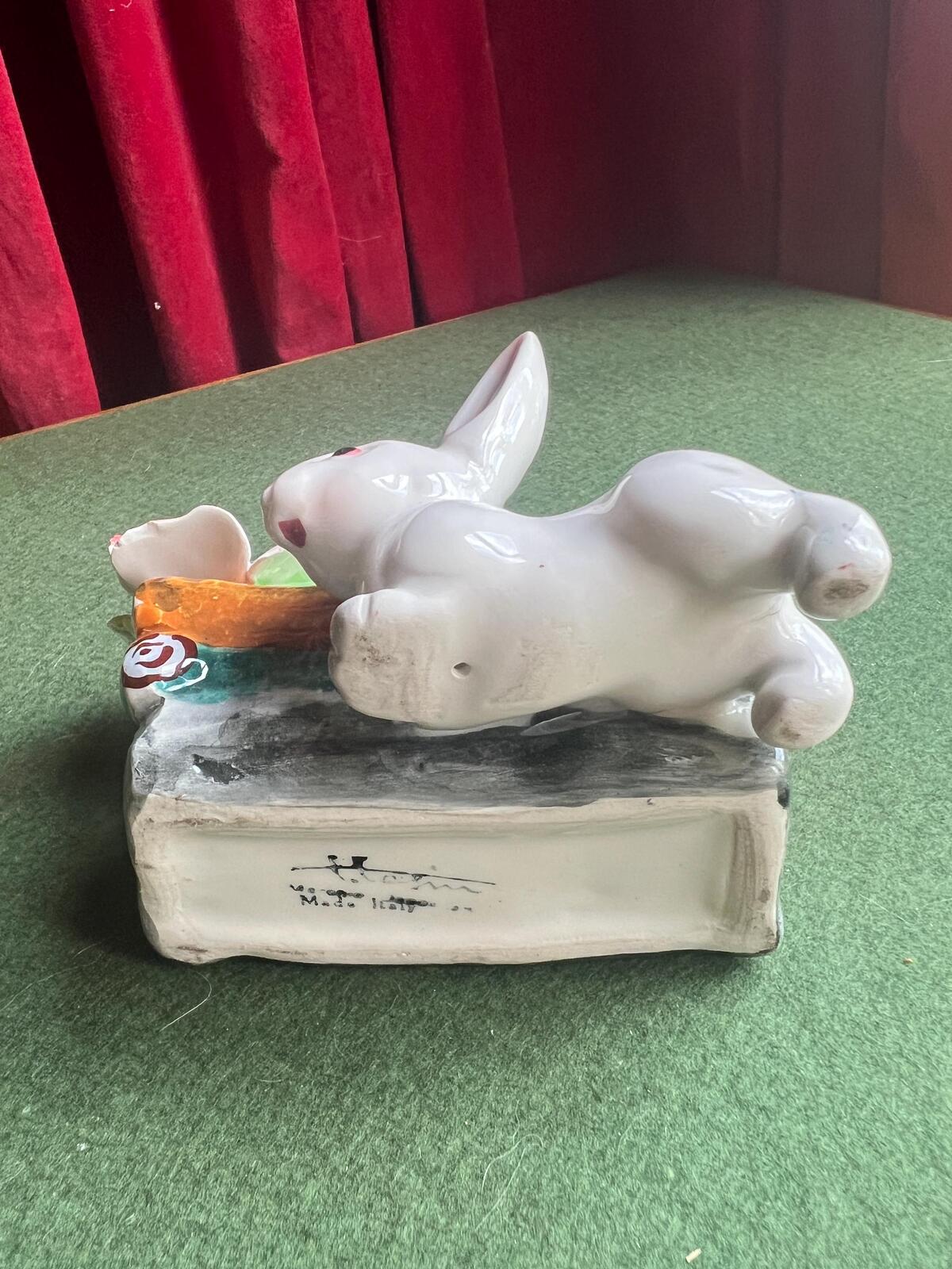 Vintage Italian ceramic bunny plant pot. Signed Tarcisio Tosin Vicenza bunny planter. 1950s retro kitsch cactus succulent pot.