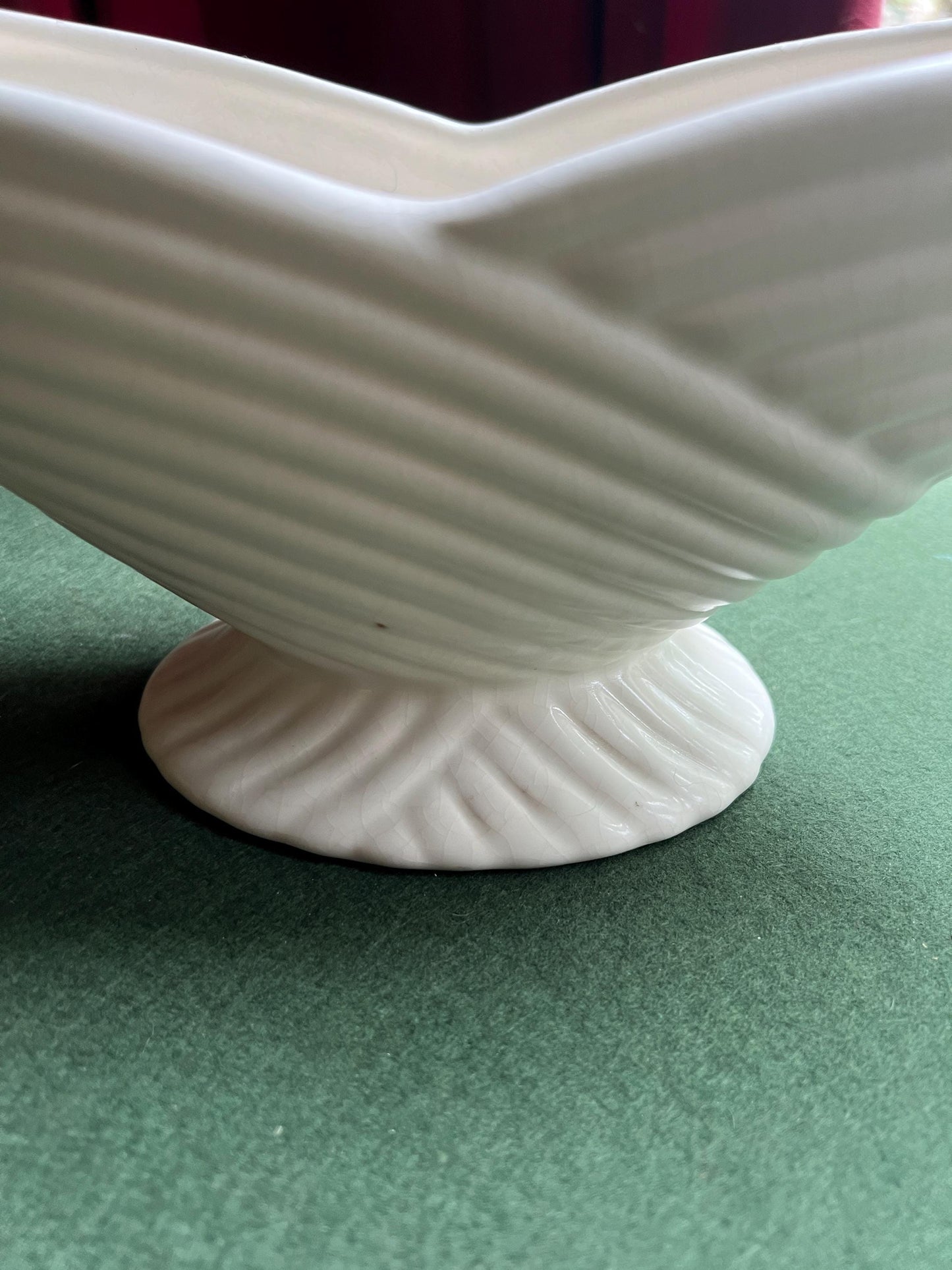 1950s Sylvac Rope mantle vase . Soft white glazed Stamped 2280 Made in England.