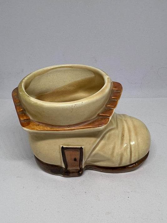 Vintage Boot ceramic egg cup 1950's novelty eggcup.