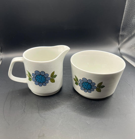 JG Meakin Vintage milk jug and sugar bowl Topic design Ironstone England.