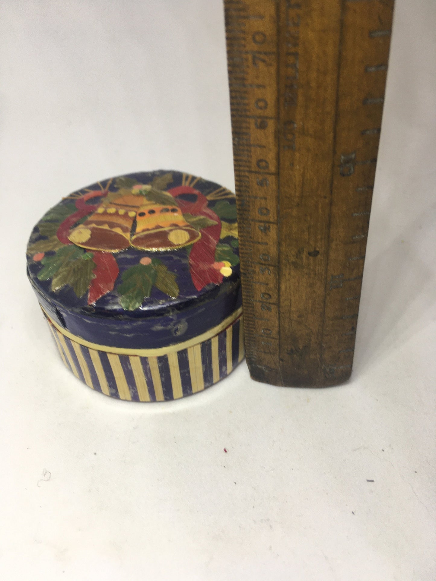 Festive lidded trinket gift box. Christmas bells design.