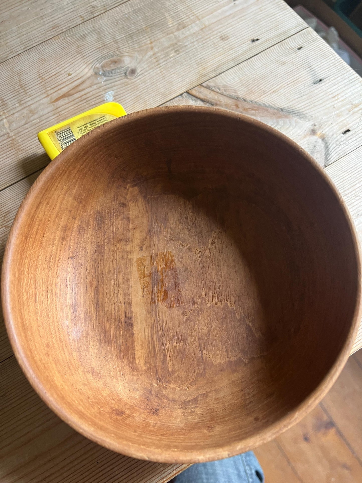 Hand crafted Teak wood trinket key bowl. Original sticker. Burma Teak Kasinga woodcraft Pitlochry.