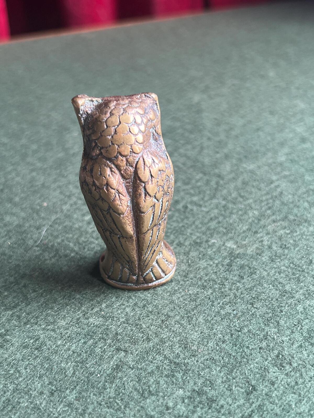 Vintage brass owl figurine. Solid brass owl paperweight. Brass collector gift.