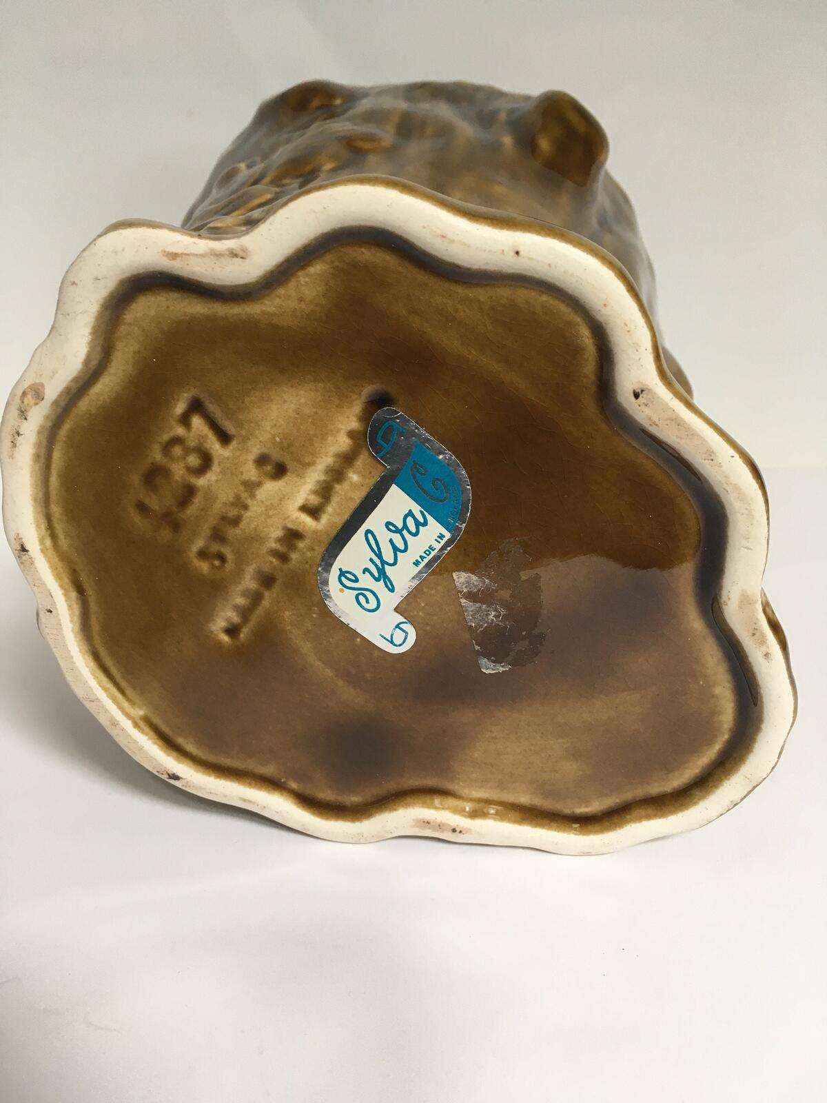 Vintage Sylvac Tree stump planter with fawn. 4287 with original sticker. Quirky vase utensil holder for a vintage kitchen.