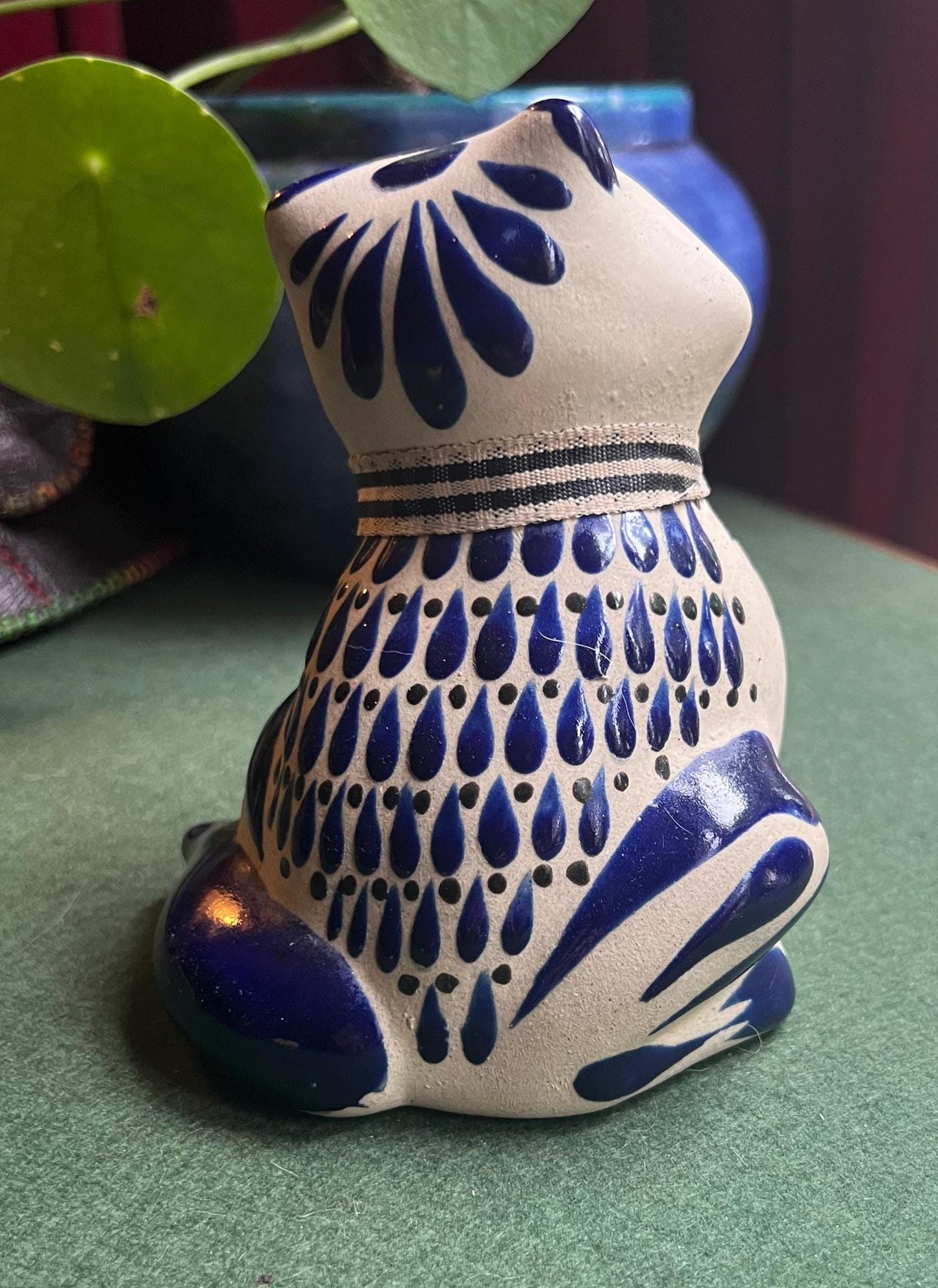 Mexican Tonala cat figurine Marked Mexico.