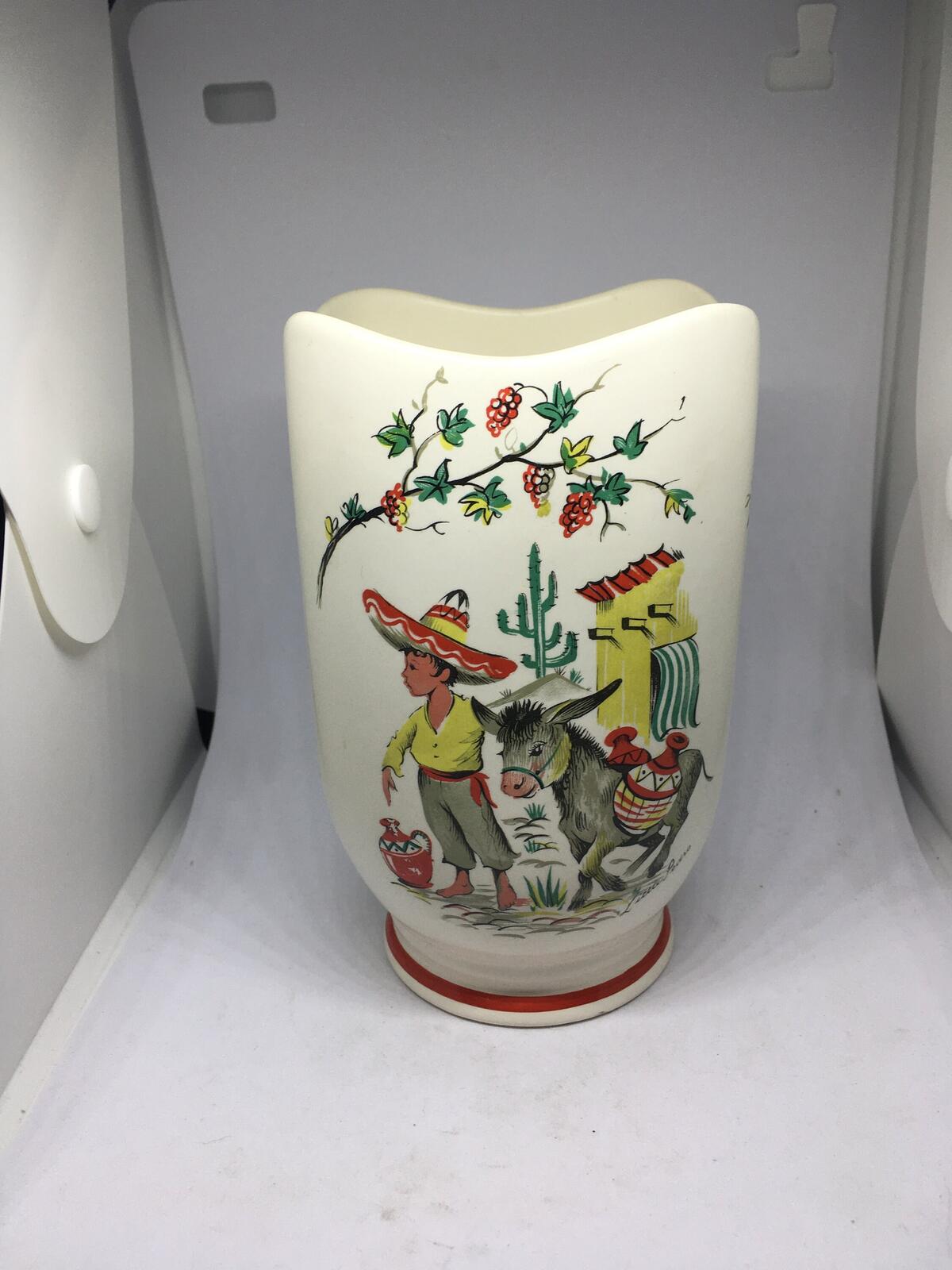 Vintage kitchen utensil holder vase. 'Little Pedro' Crown Ducal Ware 292.