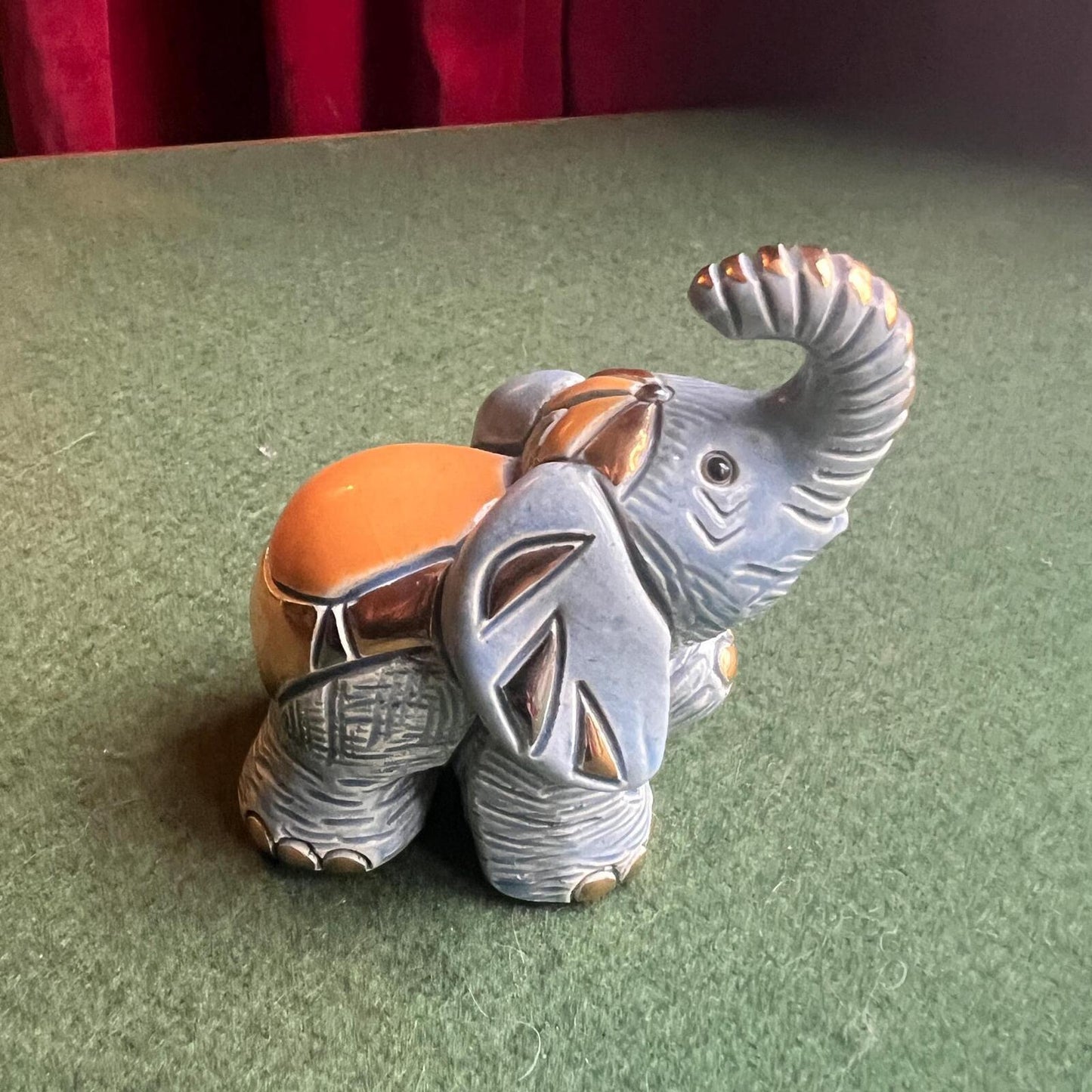 De Rosa Rinconada baby elephant figurine, Stamped . Handcrafted in Uruguay.
